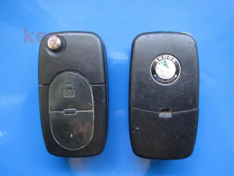 Cheie cu telecomanda Skoda 2but 48 433 1J0959753AA LOCKED SH