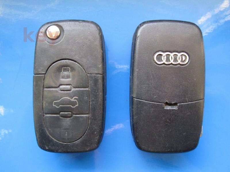 Cheie cu telecomanda Audi A3 3but 8P0837231 48CAN SH