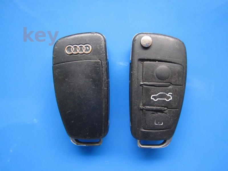 Cheie cu telecomanda Audi A3 3but 8P0837220D 48CAN LOCKED 433 SH