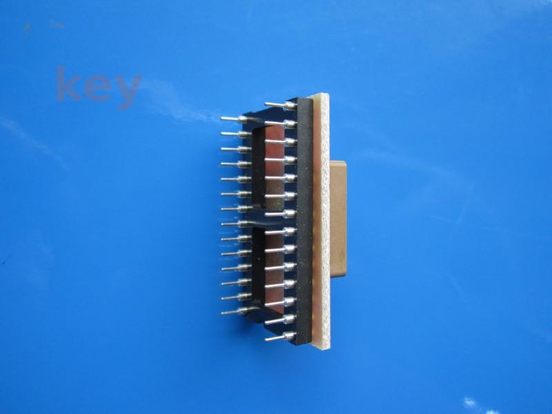 Soclu Adaptor PLCC28 la 28p